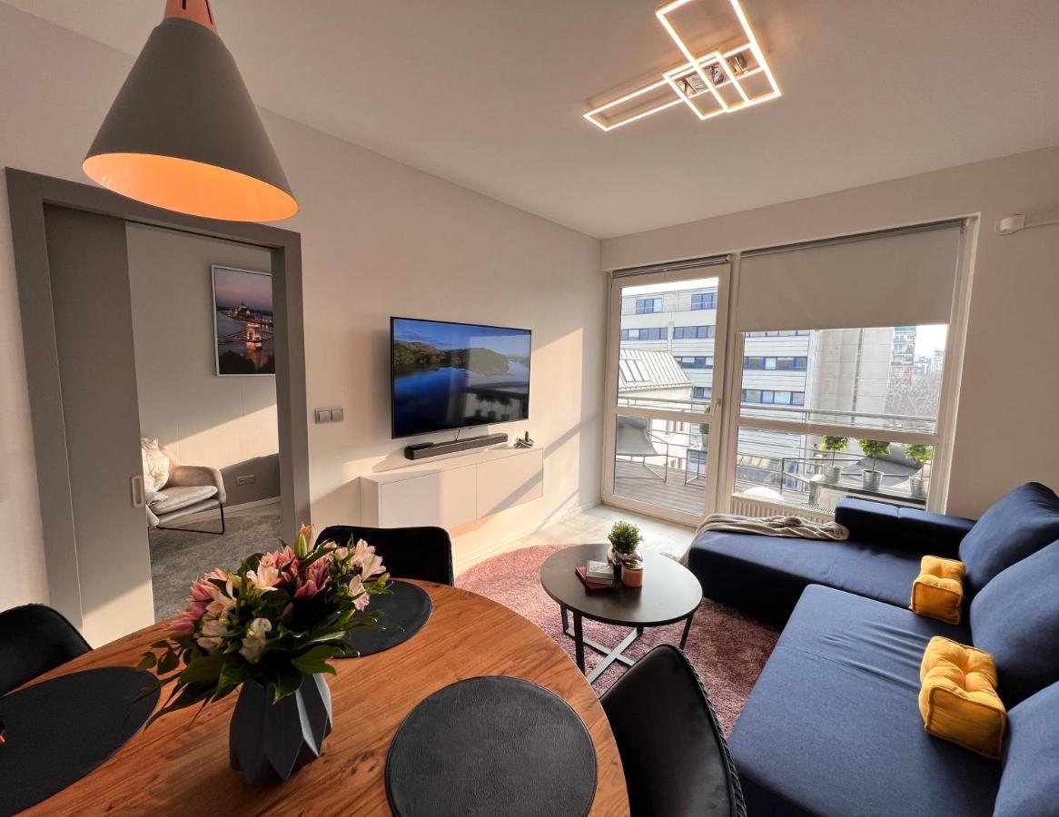 Suiteangel - Luxury Design Condo With Free Garage Budapeste Exterior foto